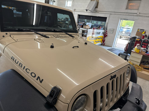 Used 2016 Jeep Wrangler Rubicon w/ Power Convenience Group image 71