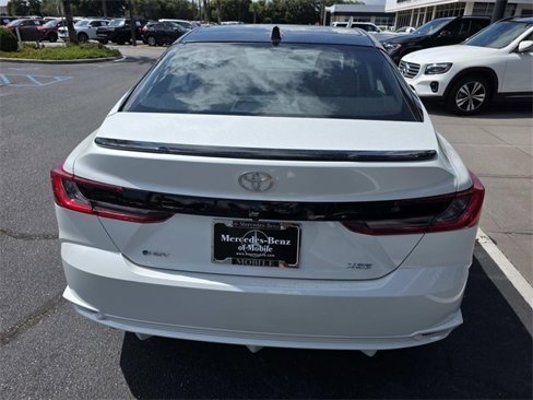 Used 2025 Toyota Camry XSE image 7