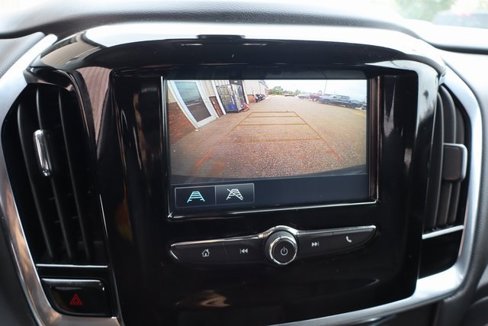 Used 2018 Chevrolet Traverse LT image 19