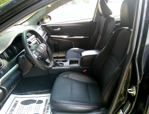 Used 2015 Toyota Camry XLE image 37