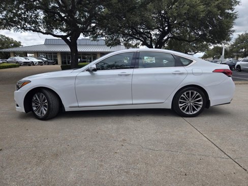 Used 2015 Hyundai Genesis 3.8 w/ Option Group 02 image 2