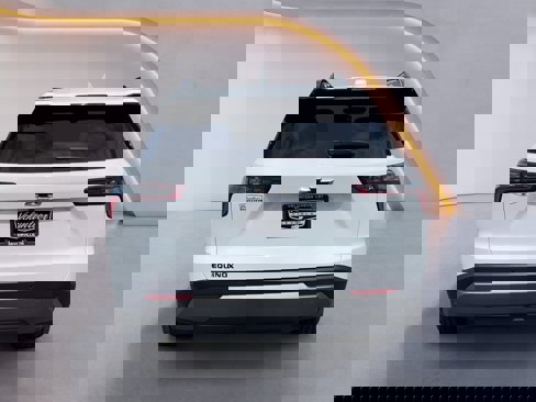 New 2026 Chevrolet Equinox LT w/ Midnight Edition image 6