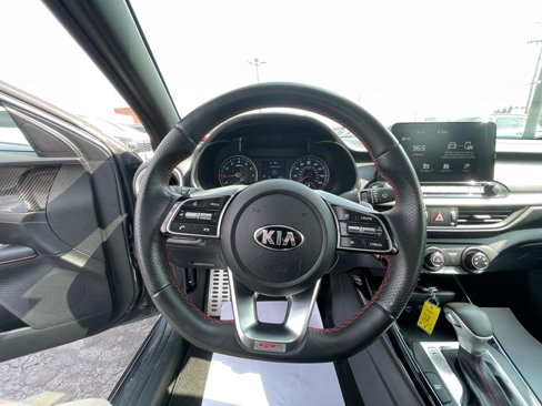 Certified 2021 Kia Forte GT image 17