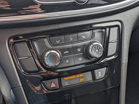Used 2019 Buick Encore Preferred image 23