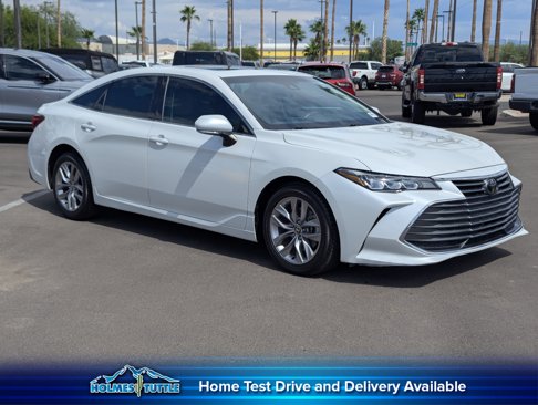 Used 2020 Toyota Avalon XLE image 1