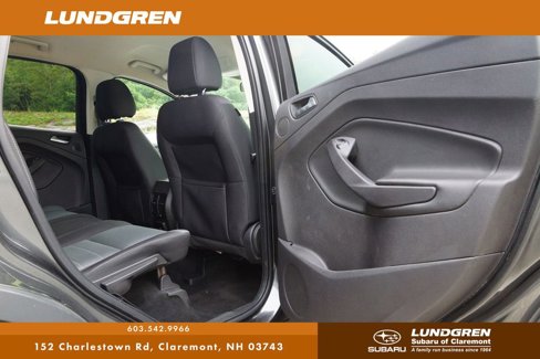 Used 2016 Ford Escape SE w/ Equipment Group 201A image 17