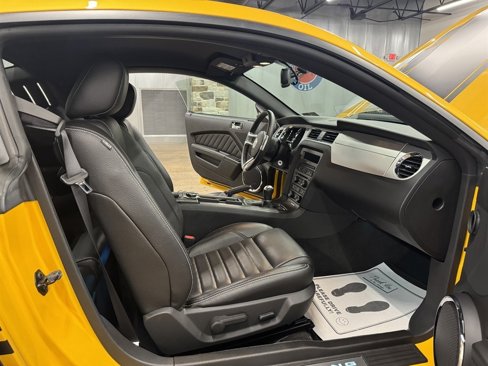 Used 2011 Ford Mustang GT Premium w/ GT Coupe Accessory Pkg 1 image 29