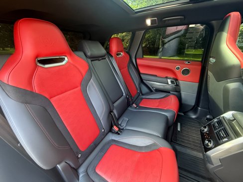 Used 2022 Land Rover Range Rover Sport SVR Carbon Edition image 24