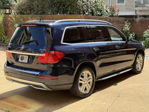 Used 2015 Mercedes-Benz GL 450 4MATIC image 5