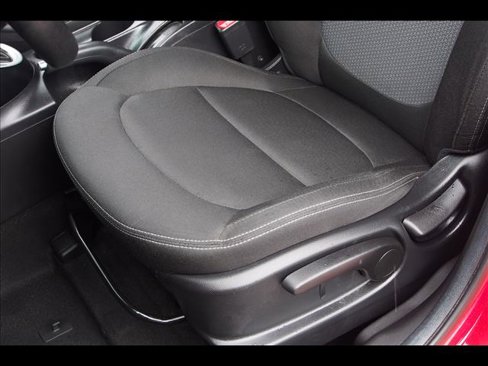Used 2019 Kia Soul + image 17