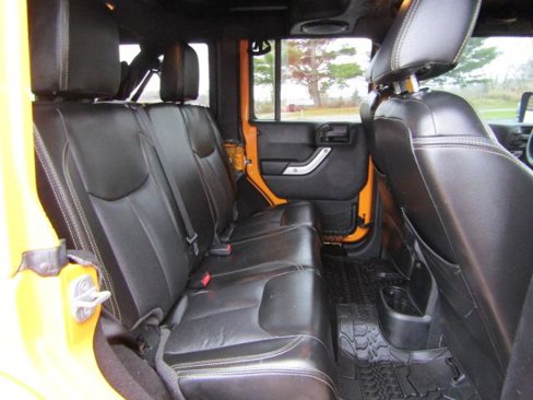 Used 2013 Jeep Wrangler Unlimited Sahara w/ Dual Top Group image 13