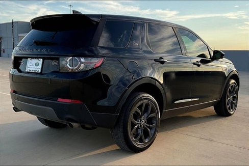 Used 2019 Land Rover Discovery Sport HSE image 4