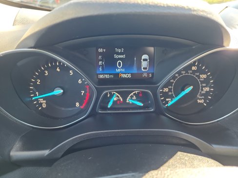 Used 2019 Ford Escape SE image 21
