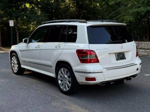 Used 2012 Mercedes-Benz GLK 350 4MATIC image 3