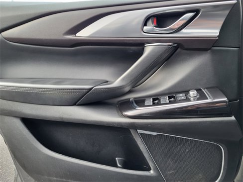 Used 2017 MAZDA CX-9 Grand Touring image 10