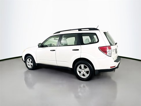 Used 2012 Subaru Forester 2.5X w/ Alloy Wheel Pkg image 8