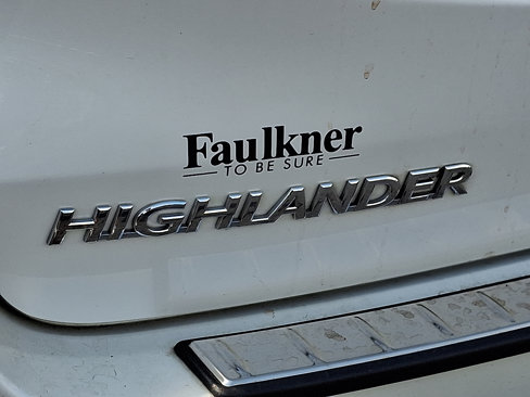 Used 2016 Toyota Highlander XLE image 33