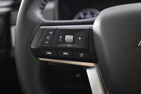 Used 2024 Mitsubishi Outlander SE image 18