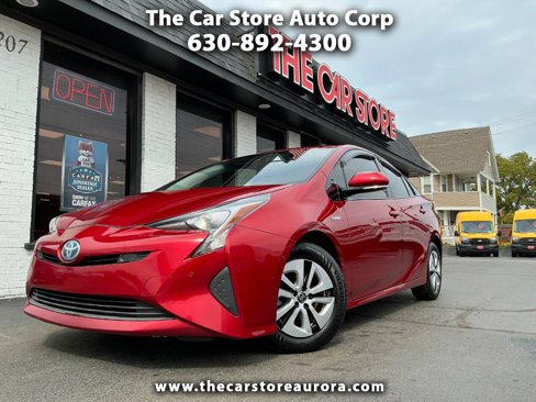 Used 2017 Toyota Prius image 1