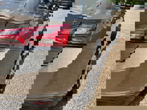 Used 2020 Chevrolet Malibu LT image 4