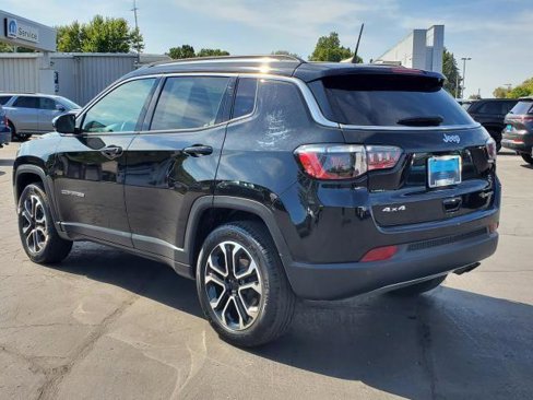 Used 2022 Jeep Compass Limited image 4