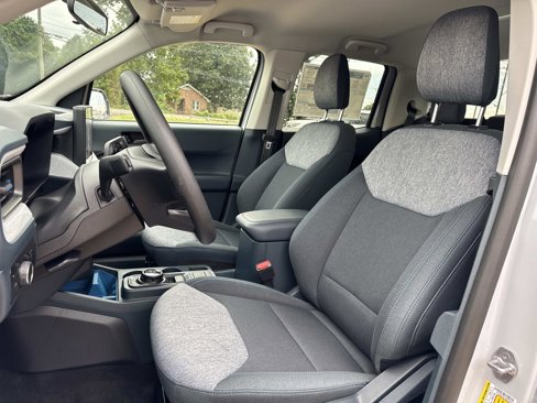 New 2025 Ford Maverick XLT image 8