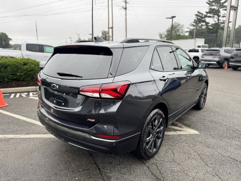 Used 2022 Chevrolet Equinox RS w/ RS Leather Package image 7