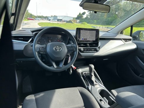Used 2023 Toyota Corolla LE image 11