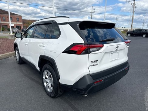 Used 2019 Toyota RAV4 LE image 6