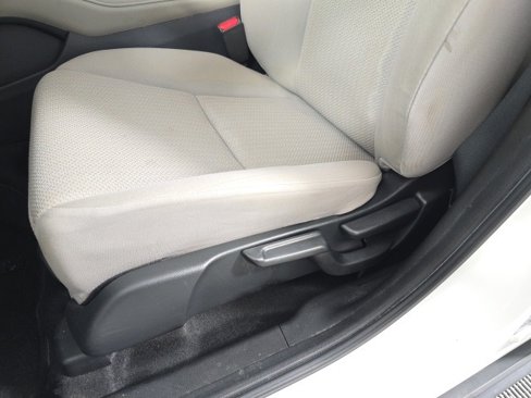 Used 2016 Honda HR-V EX image 10