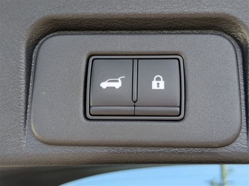 Used 2021 Nissan Rogue SL image 10