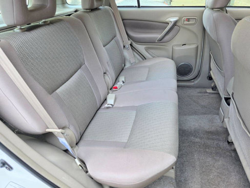 Used 2004 Toyota RAV4 2WD image 18