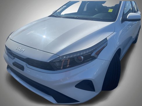 Used 2023 Kia Forte LXS image 5