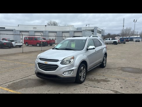 Used 2017 Chevrolet Equinox Premier image 2
