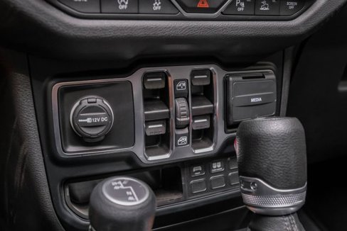 Used 2024 Jeep Wrangler Unlimited Sport image 74