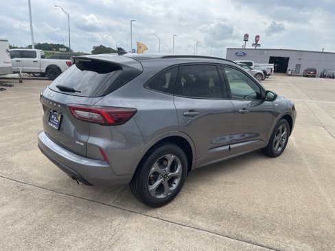 Certified 2023 Ford Escape ST-Line image 5