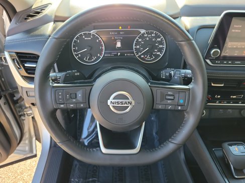 Used 2021 Nissan Rogue SV w/ Premium Package image 27