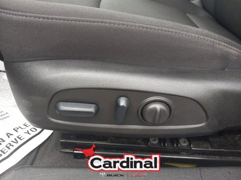 Used 2024 Chevrolet Malibu LT image 19