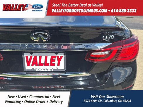 Used 2016 INFINITI Q70 3.7 w/ Technology Package image 30