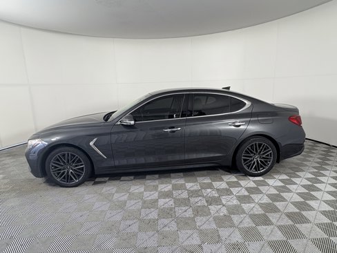 Used 2019 Genesis G70 2.0T Advanced image 5