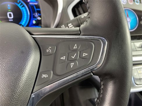 Used 2018 Chevrolet Volt LT w/ Comfort Package image 16