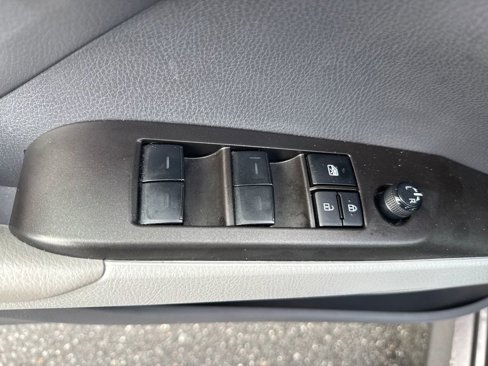 Used 2024 Toyota Camry LE image 13