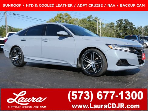 Used 2022 Honda Accord Touring image 1