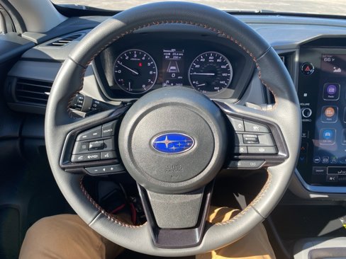 Used 2024 Subaru Crosstrek 2.5i Limited w/ Crosstrek Mirror Package image 15