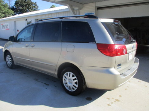 Used 2008 Toyota Sienna LE image 13
