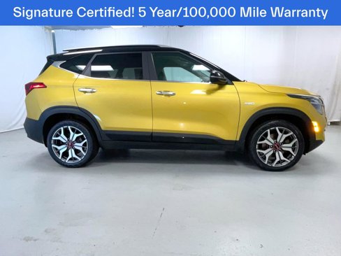 Used 2022 Kia Seltos SX image 2