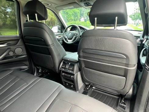 Used 2016 BMW X5 xDrive50i image 37