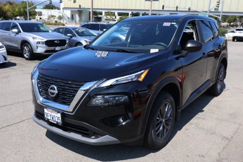 Used 2023 Nissan Rogue S image 8