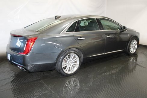 Used 2018 Cadillac XTS Luxury image 5