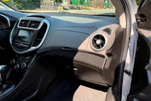 Certified 2020 Chevrolet Sonic LT image 25